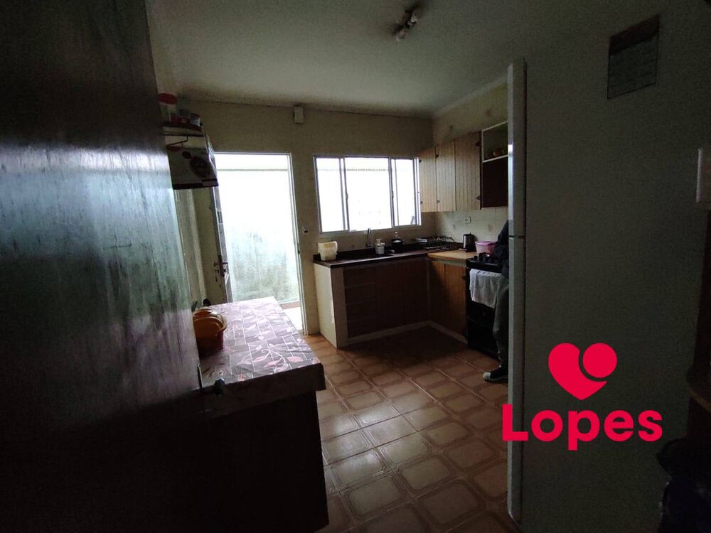 Casa à venda com 3 quartos, 252m² - Foto 12