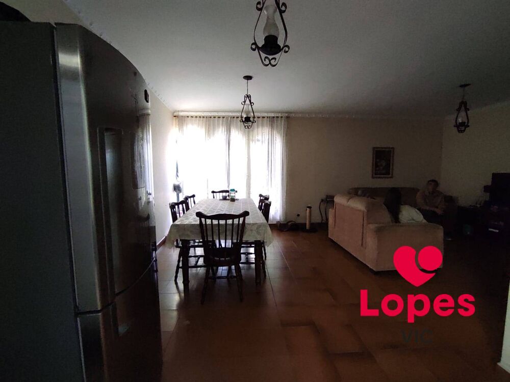 Casa à venda com 3 quartos, 252m² - Foto 6