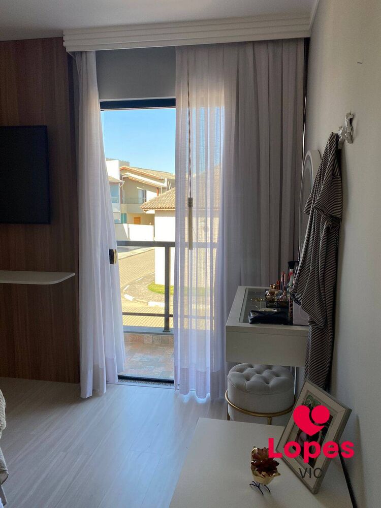 Sobrado, 3 quartos, 280 m² - Foto 1