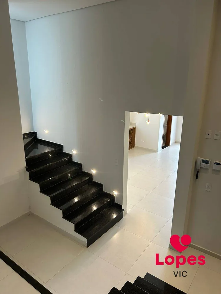 Casa, 4 quartos, 321 m² - Foto 2
