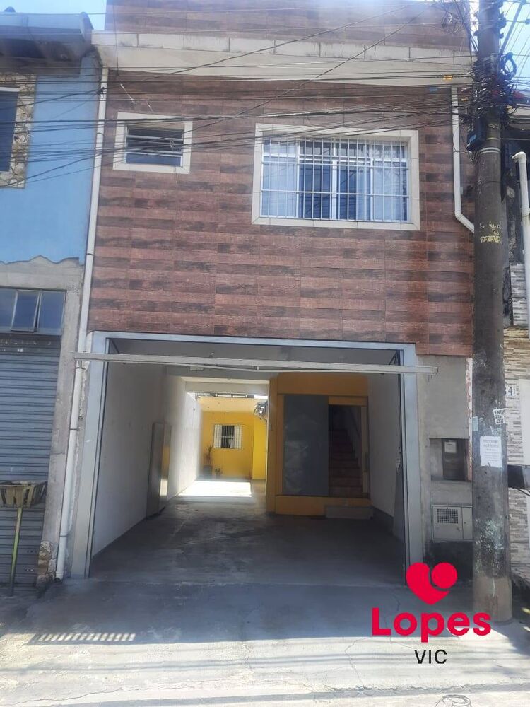 Sobrado à venda com 3 quartos, 100m² - Foto 2