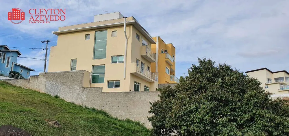 Casa, 3 quartos, 263 m² - Foto 2