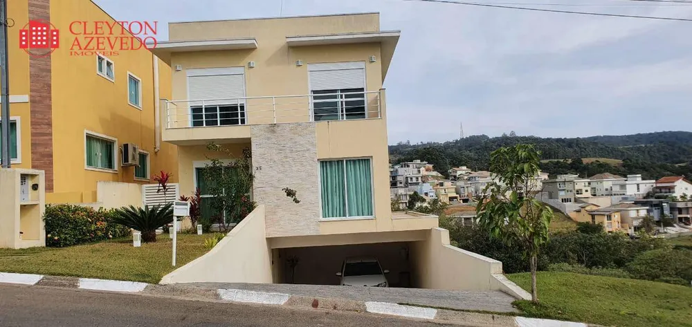 Casa, 3 quartos, 263 m² - Foto 4