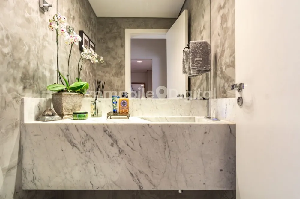 Apartamento, 3 quartos, 210 m² - Foto 2