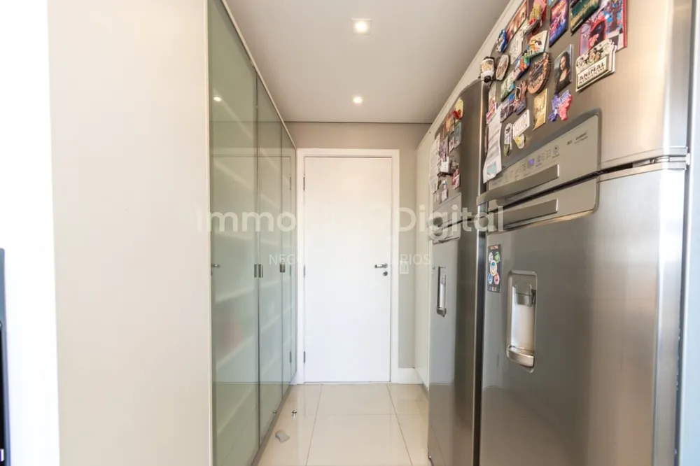 Apartamento, 3 quartos, 210 m² - Foto 1