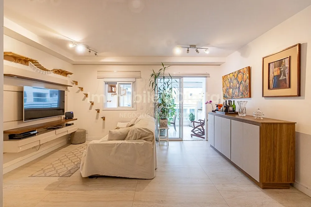 Apartamento, 3 quartos, 108 m² - Foto 1