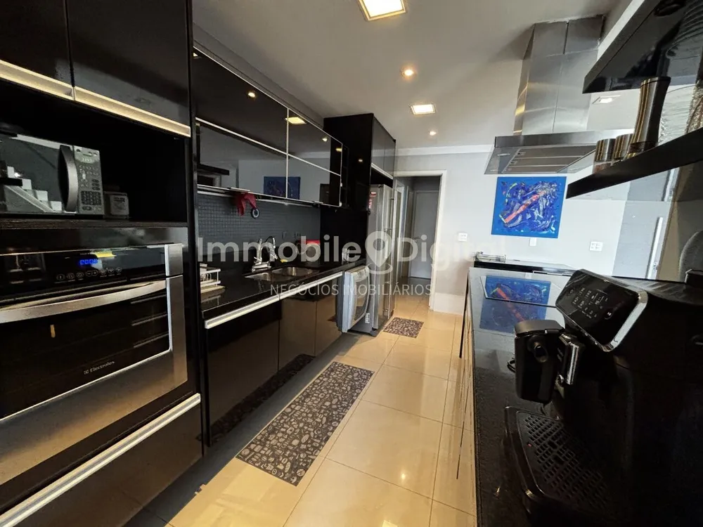 Apartamento, 3 quartos, 140 m² - Foto 1