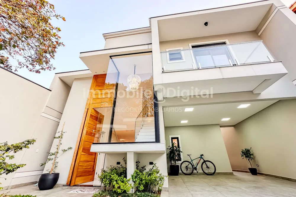 Casa, 4 quartos, 229 m² - Foto 1