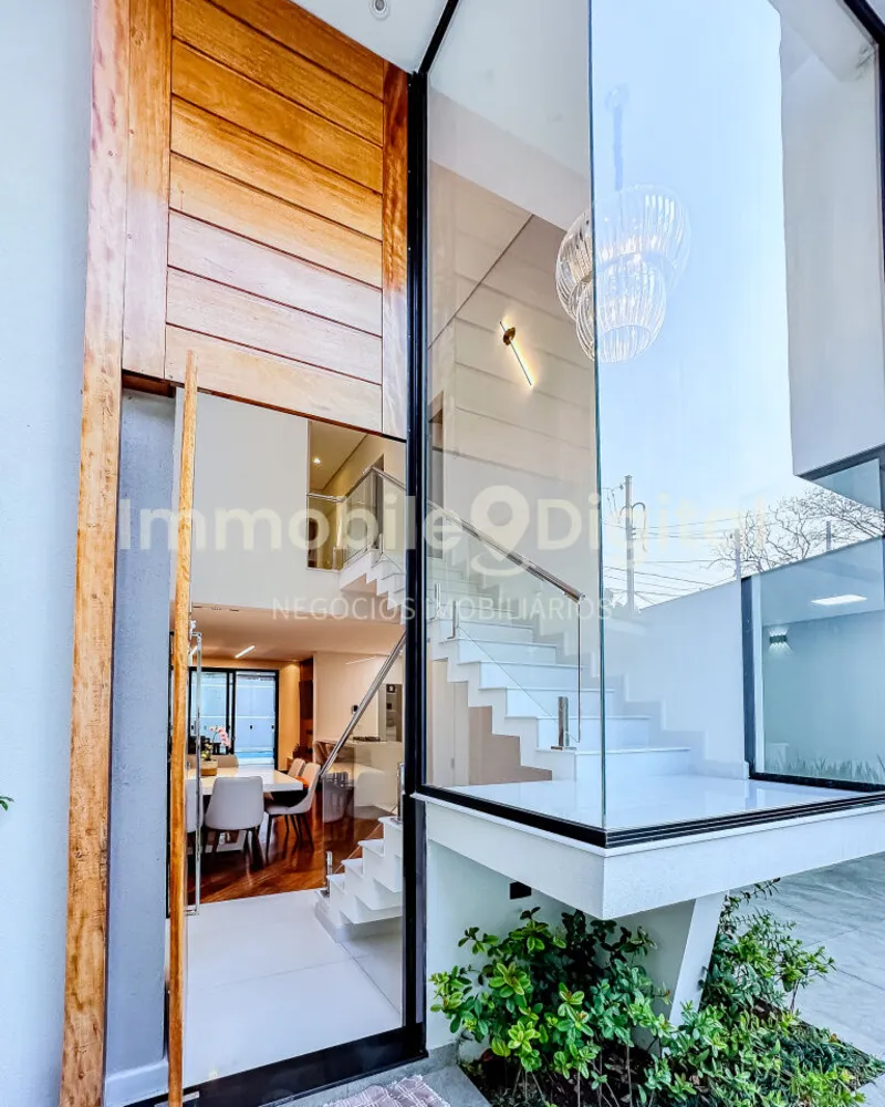 Casa, 4 quartos, 229 m² - Foto 2
