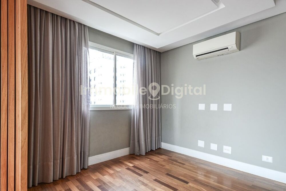 Apartamento, 3 quartos, 240 m² - Foto 4