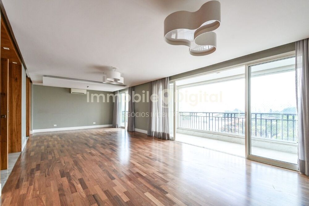 Apartamento, 3 quartos, 240 m² - Foto 1