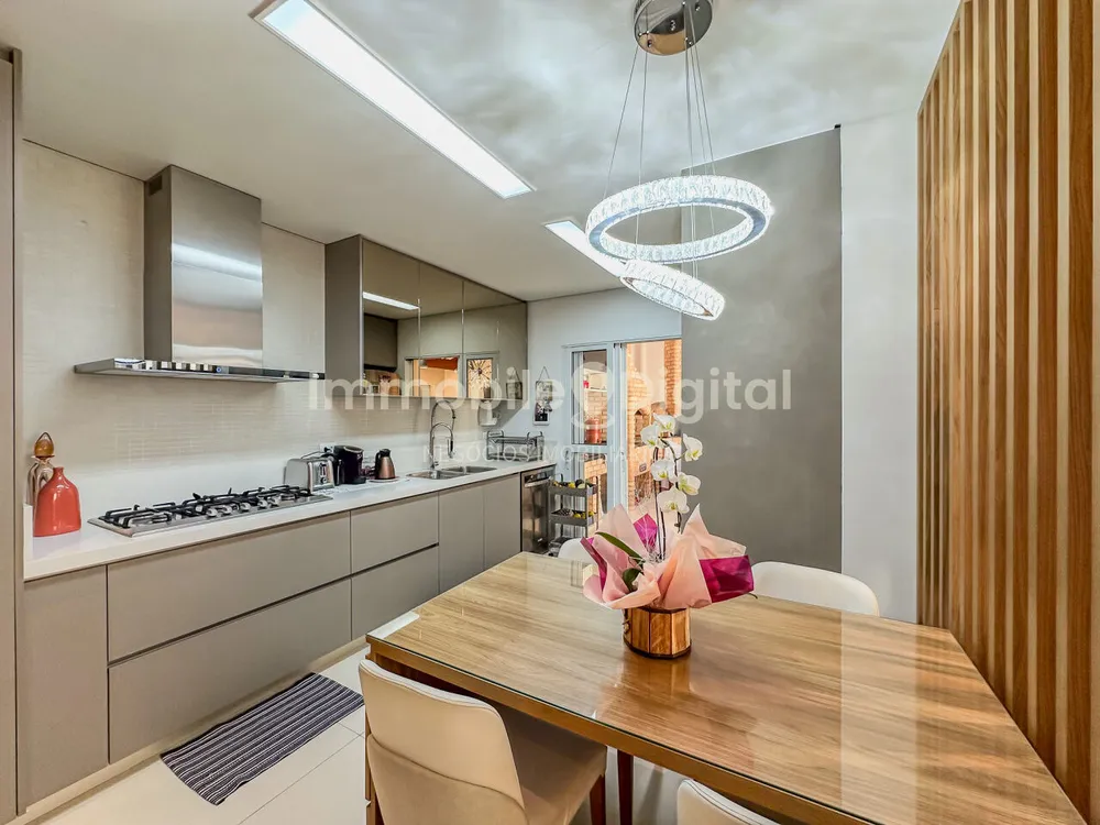 Casa, 3 quartos, 200 m² - Foto 2