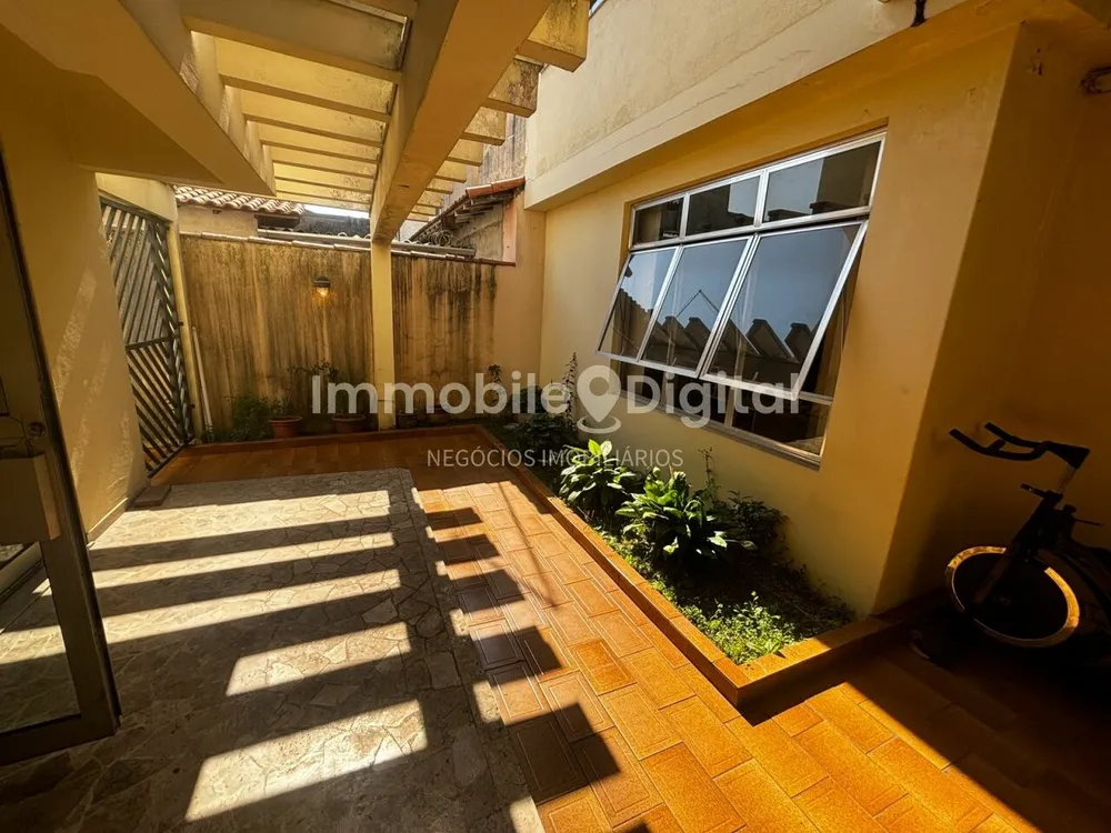 Casa, 4 quartos, 250 m² - Foto 18