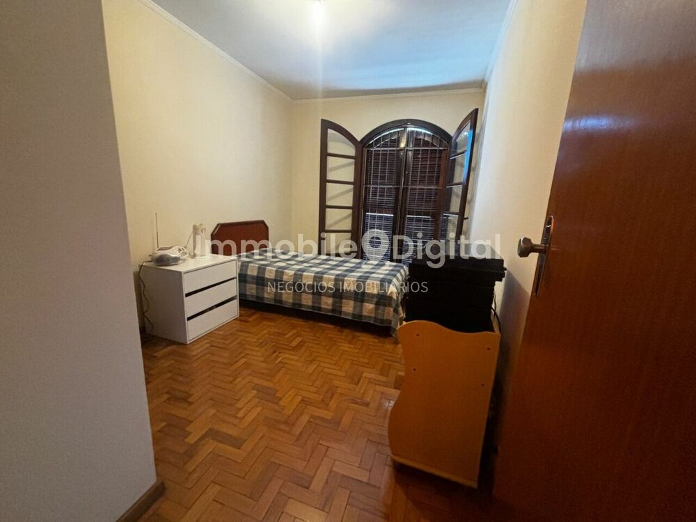 Casa, 4 quartos, 250 m² - Foto 14
