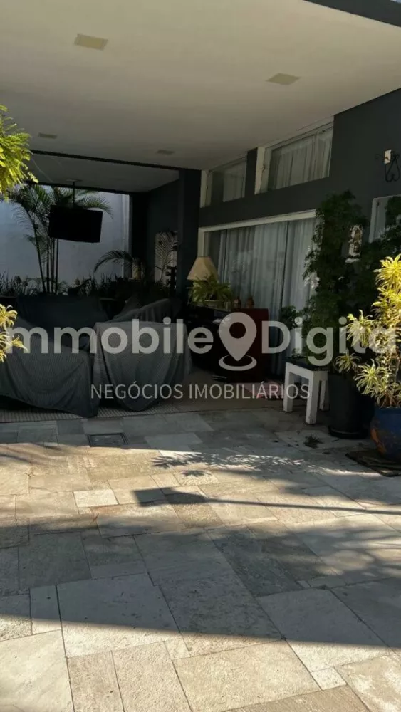 Casa para alugar com 5 quartos, 400m² - Foto 13