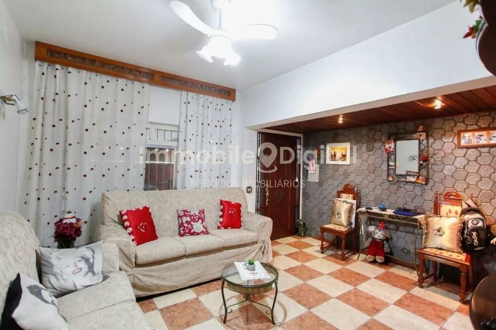 Casa, 3 quartos, 189 m² - Foto 1