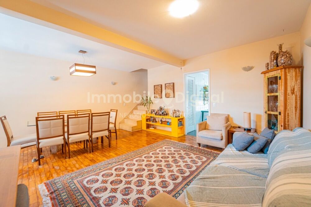 Casa, 3 quartos, 211 m² - Foto 2