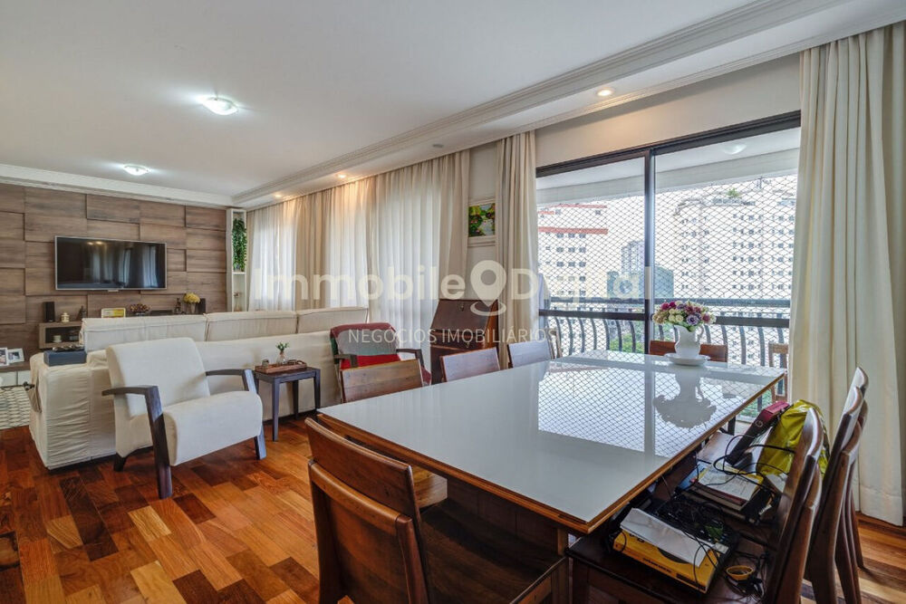 Apartamento à venda com 3 quartos, 184m² - Foto 2