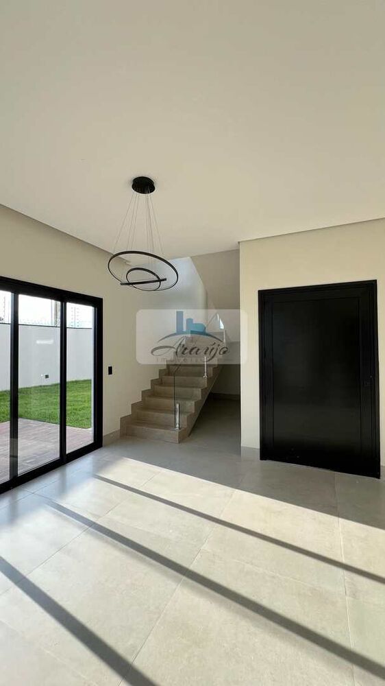 Sobrado à venda com 4 quartos, 312m² - Foto 3