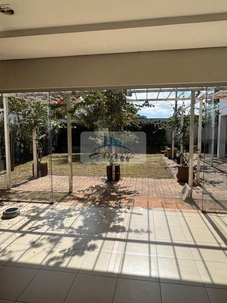 Casa à venda com 4 quartos, 674m² - Foto 4