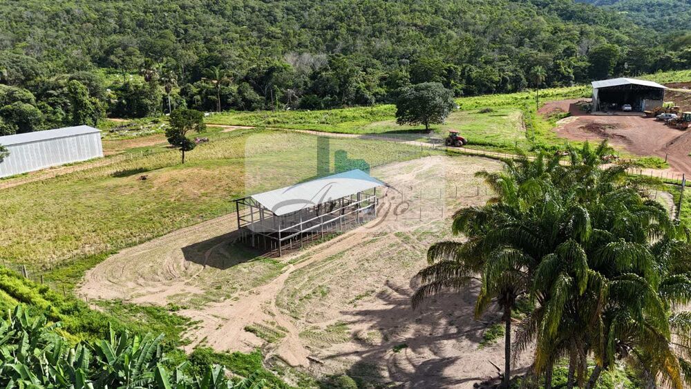 Fazenda à venda com 9 quartos, 325m² - Foto 12