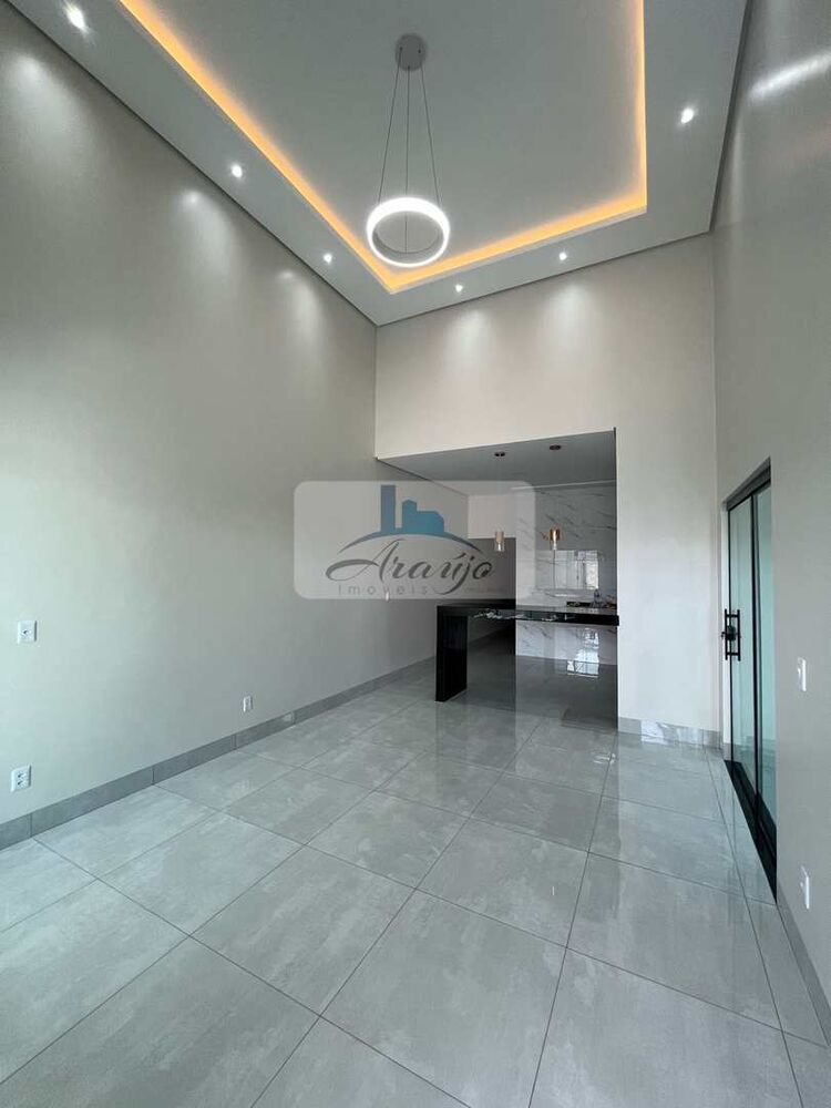 Casa à venda com 3 quartos, 180m² - Foto 3