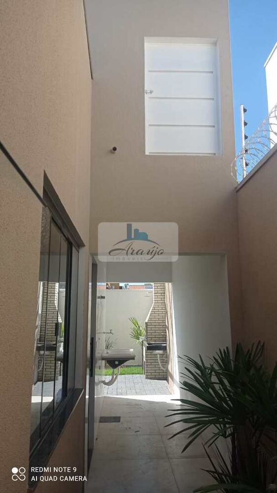 Casa à venda com 3 quartos, 180m² - Foto 3
