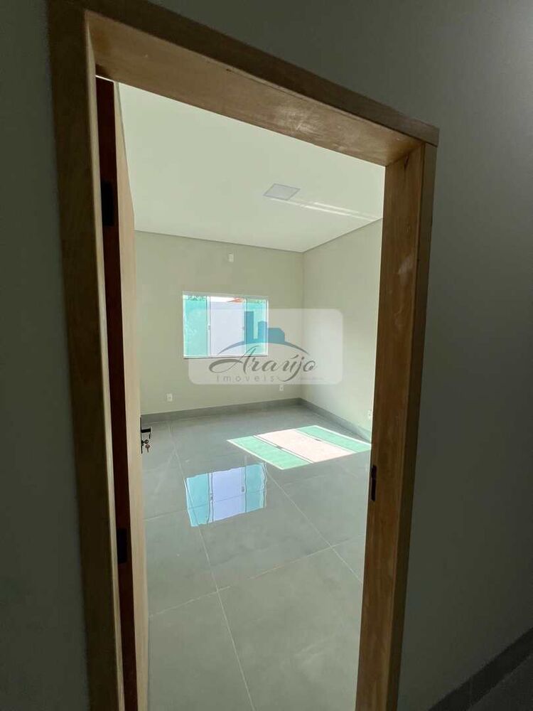 Casa à venda com 3 quartos, 188m² - Foto 4