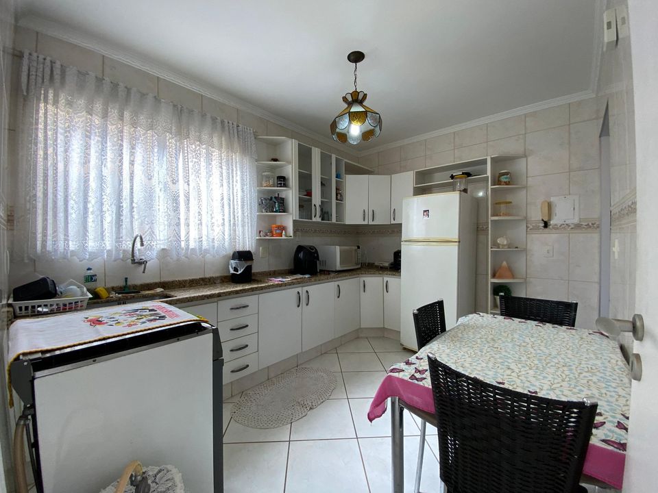 Apartamento à venda com 2 quartos, 60m² - Foto 1