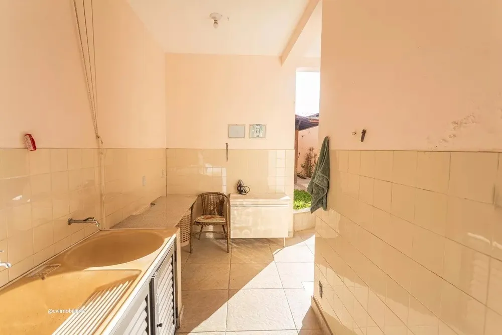 Casa, 6 quartos, 280 m² - Foto 13