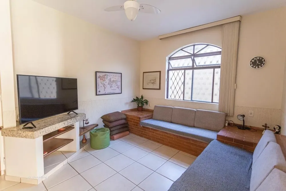 Casa, 6 quartos, 280 m² - Foto 2