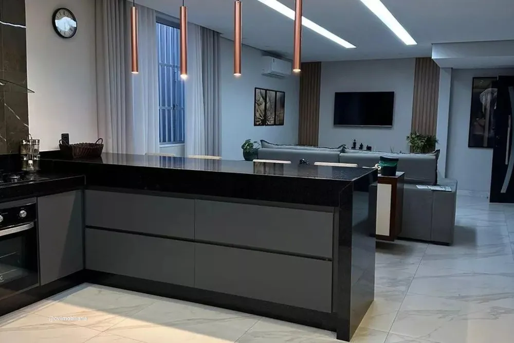 Casa, 4 quartos, 230 m² - Foto 9