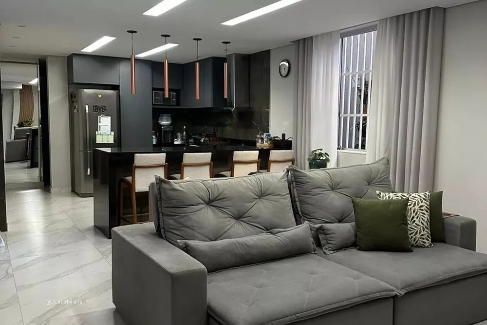 Casa, 4 quartos, 230 m² - Foto 1