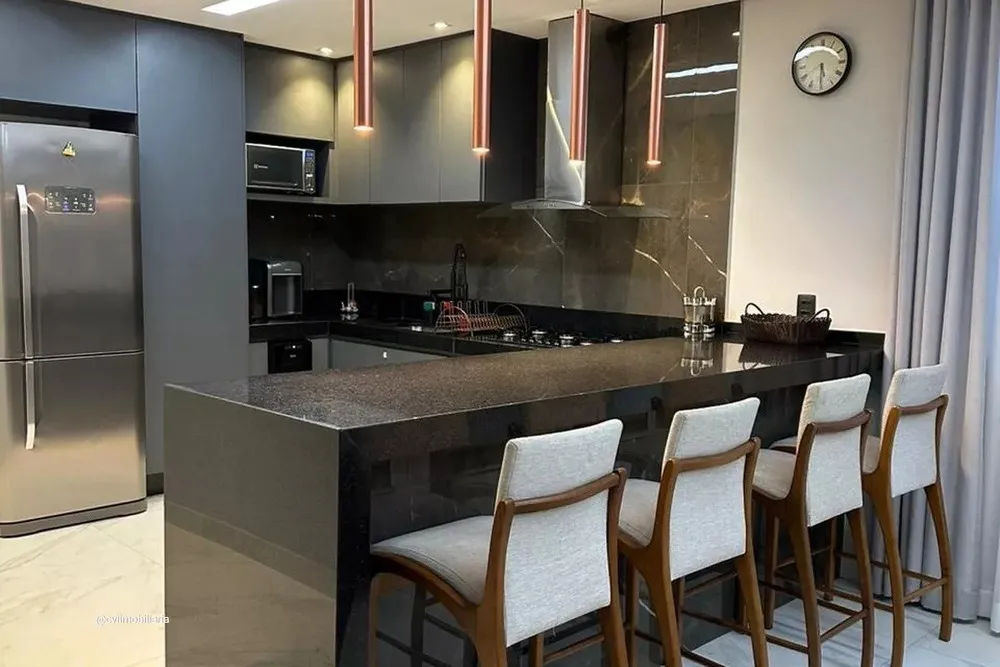 Casa, 4 quartos, 230 m² - Foto 8