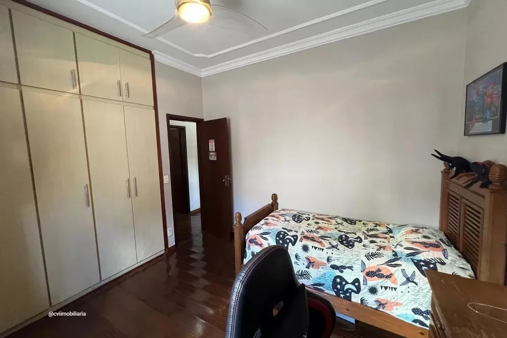 Casa, 4 quartos, 310 m² - Foto 8