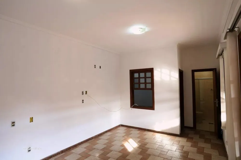 Casa, 3 quartos, 200 m² - Foto 1