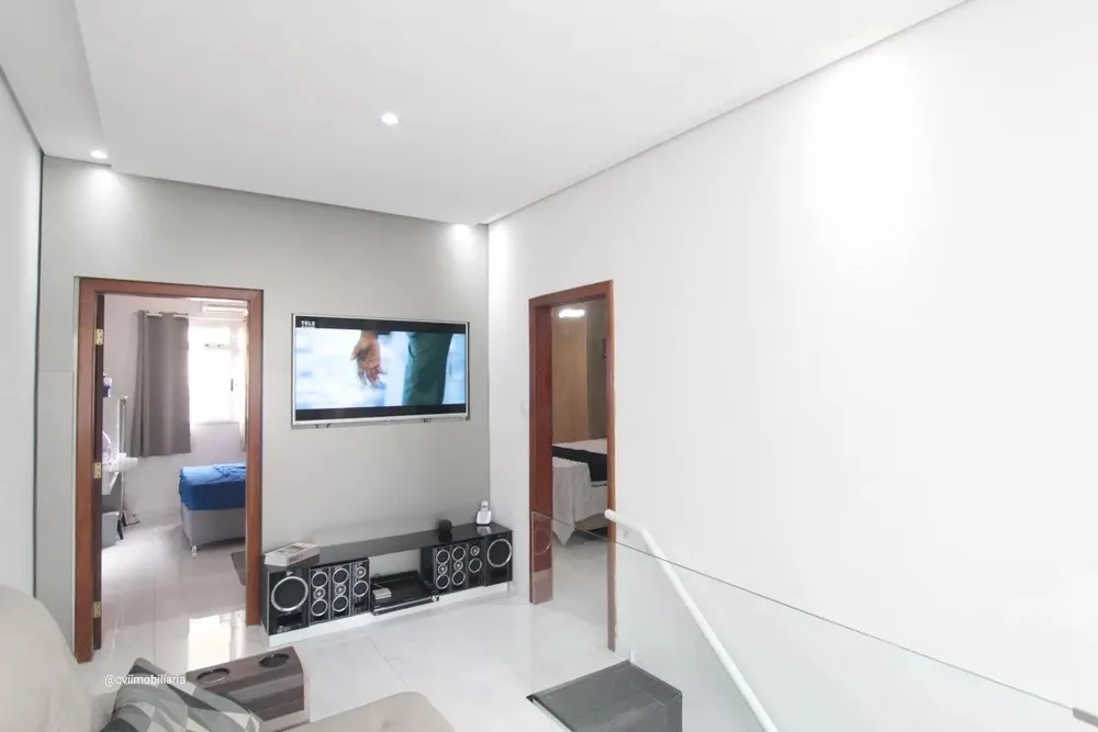Casa, 3 quartos, 180 m² - Foto 1