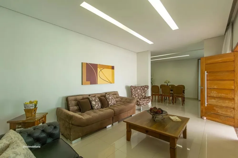 Casa, 3 quartos, 360 m² - Foto 2