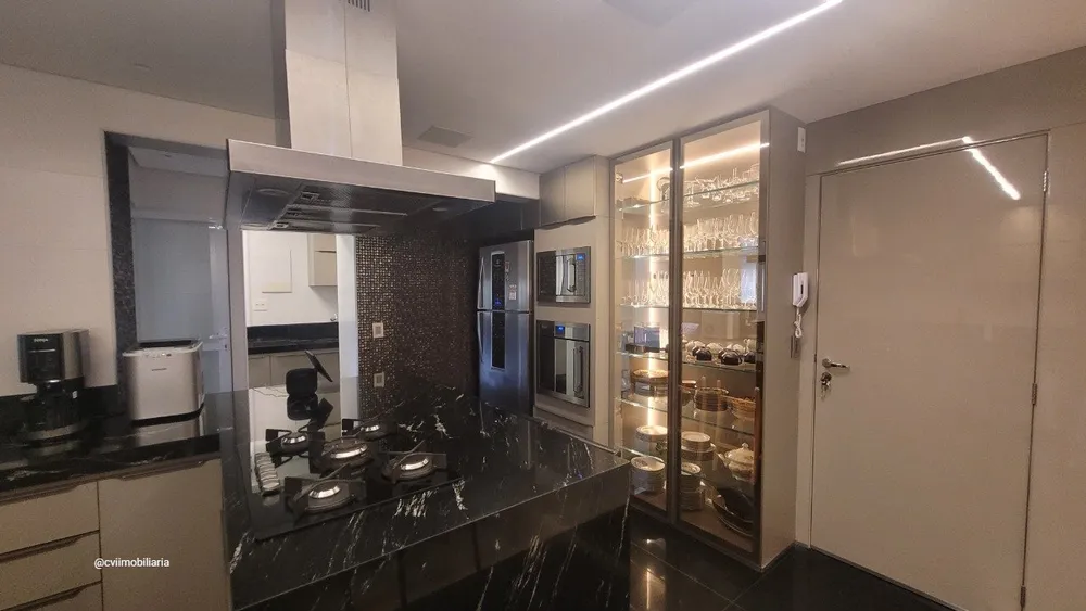 Apartamento, 4 quartos, 258 m² - Foto 14