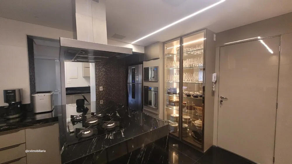 Apartamento, 4 quartos, 258 m² - Foto 13