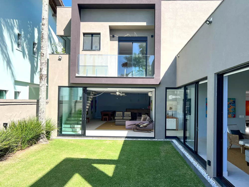 Casa de Condomínio à venda com 6 quartos, 368m² - Foto 3