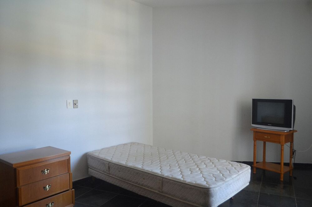 Casa de Condomínio à venda e aluguel com 4 quartos, 541m² - Foto 4