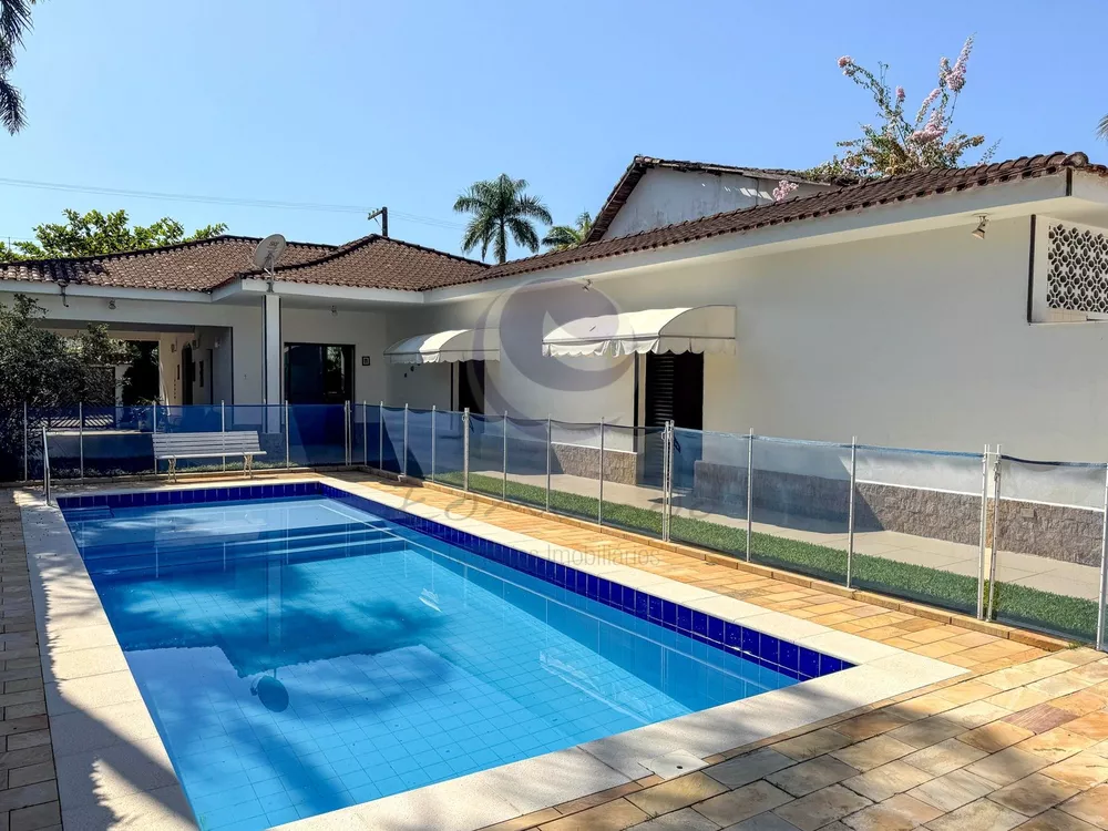 Casa de Condomínio à venda com 5 quartos, 321m² - Foto 5