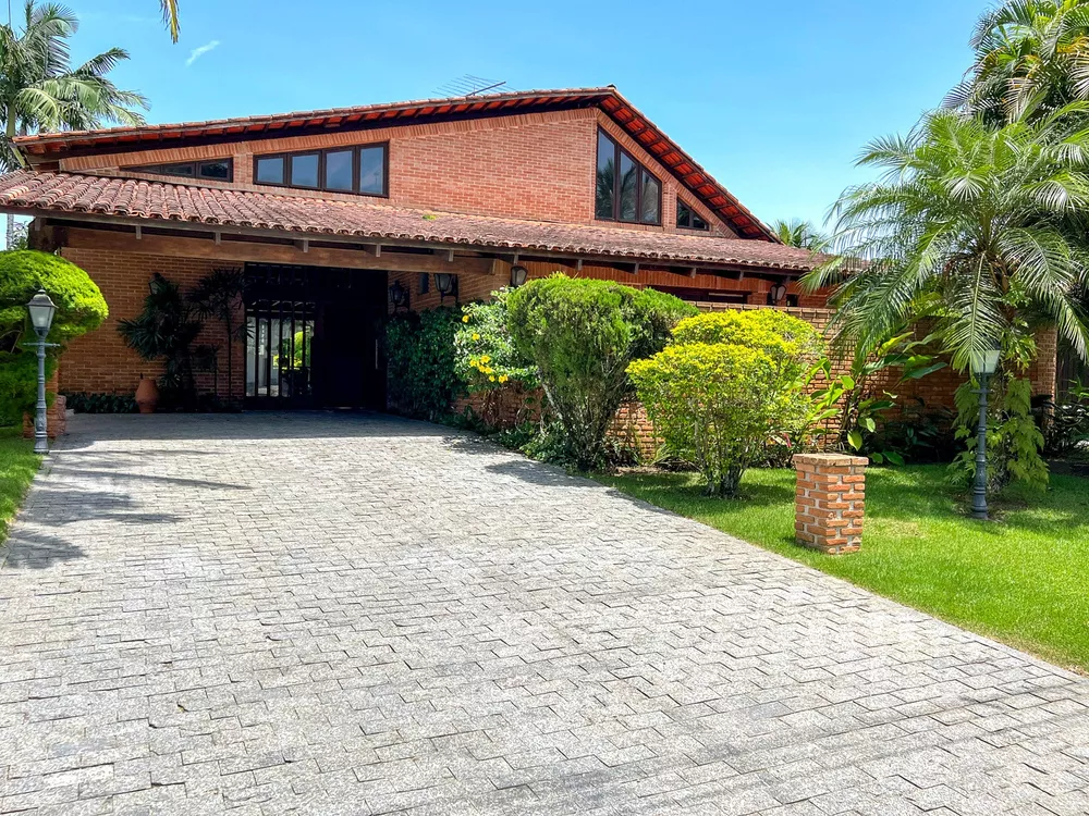 Casa de Condomínio à venda com 4 quartos, 398m² - Foto 1