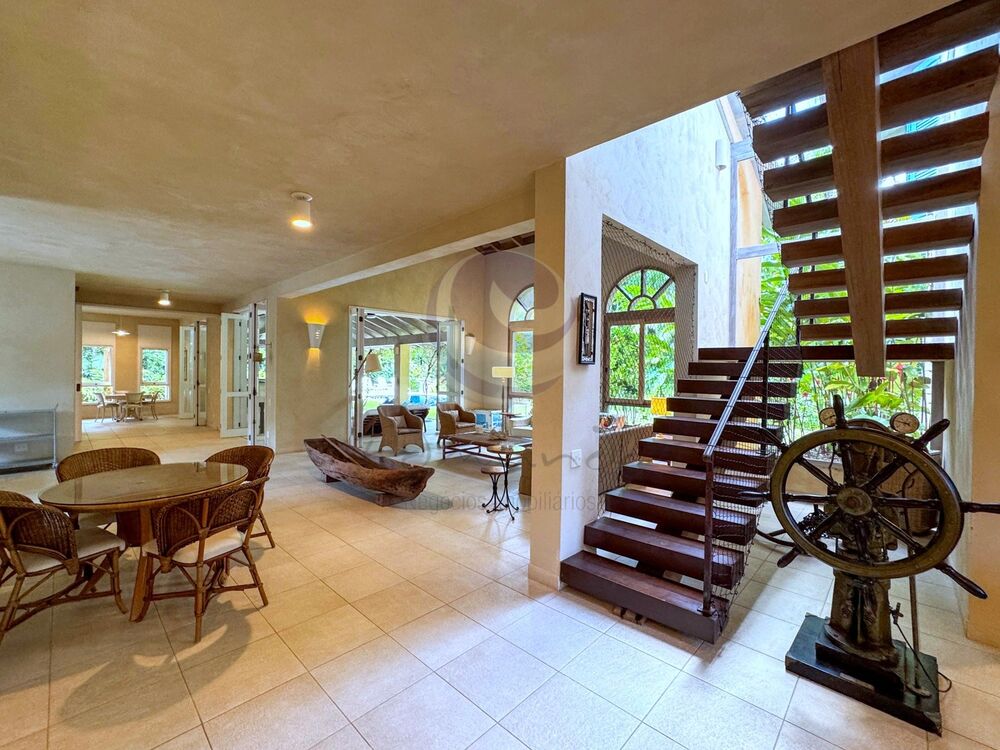 Casa de Condomínio à venda e aluguel com 7 quartos, 788m² - Foto 13