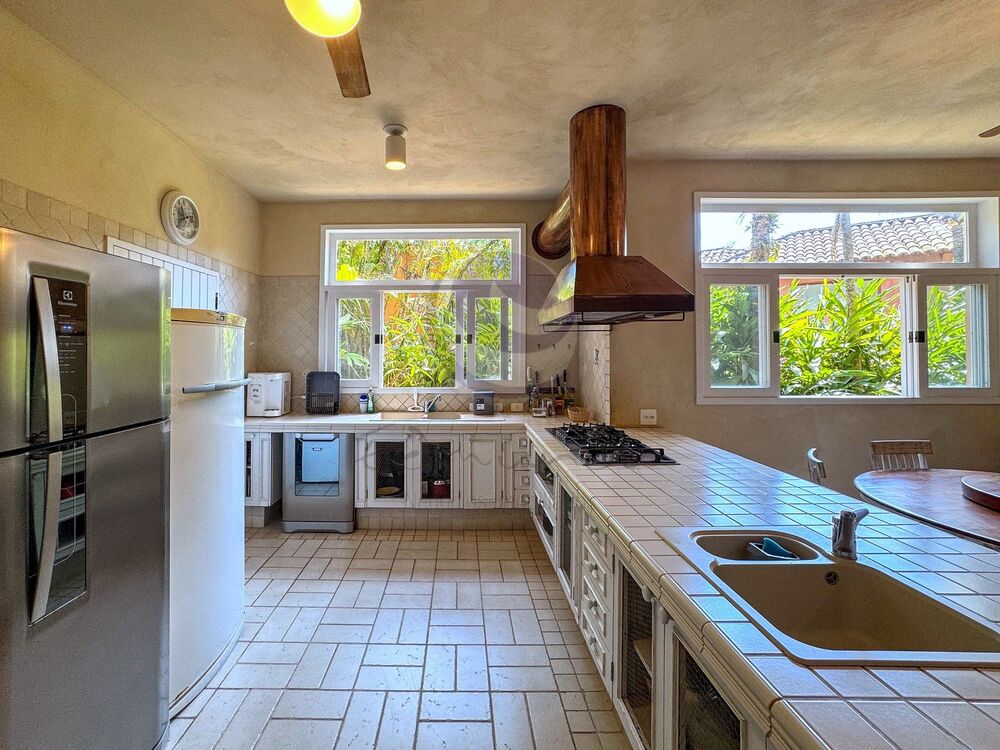 Casa de Condomínio à venda e aluguel com 7 quartos, 788m² - Foto 16