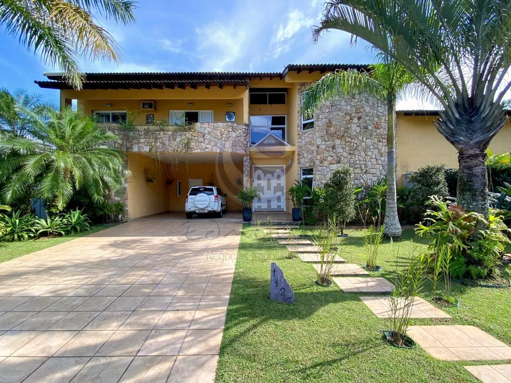 Casa de Condomínio à venda e aluguel com 5 quartos, 522m² - Foto 1