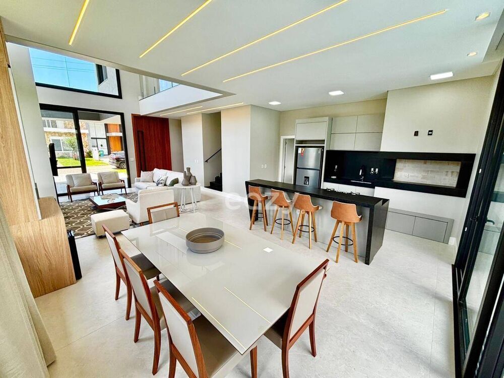 Sobrado à venda com 3 quartos, 240m² - Foto 6