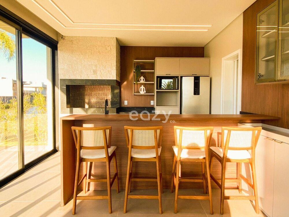 Sobrado à venda com 5 quartos, 234m² - Foto 4