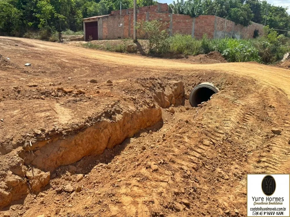 Chácara, 1 quarto, 1300 m² - Foto 1
